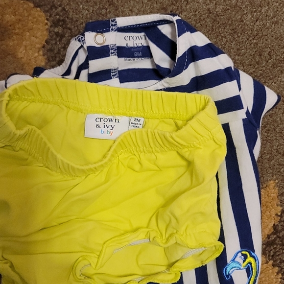 4/$20 crown and Ivy matching set - Picture 3 of 3